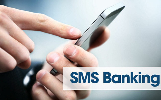 Vì sao các ngân hàng "không thể" miễn phí dịch vụ SMS Banking?