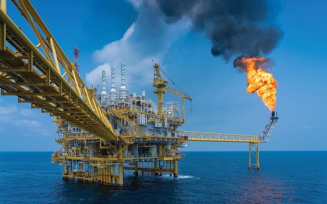 Giá dầu thế giới nhiều biến động, cổ phiếu dầu khí còn hấp dẫn?
