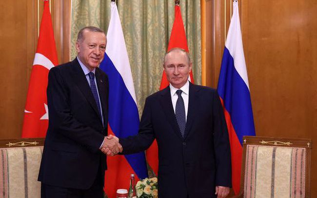 Ngân hàng Thổ Nhĩ Kỳ áp dụng hệ thống thanh toán của Nga