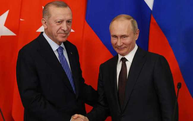 Ngân hàng Thổ Nhĩ Kỳ sử dụng hệ thống thanh toán của Nga khiến phương Tây lo "sốt vó"