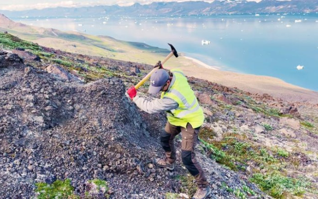 Nhóm tỷ phú Mỹ săn tìm 'kho báu' ở đảo băng Greenland
