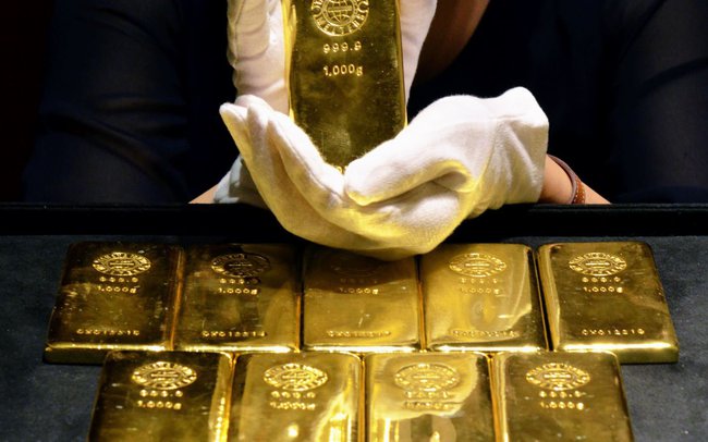 Giá vàng thế giới chứng kiến tuần giao dịch 'tồi tệ' nhất trong tháng