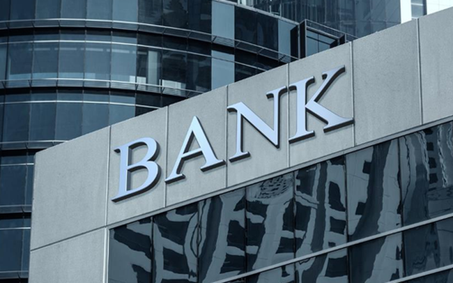 Chuyên gia DNSE: Ngành ngân hàng và bất động sản chưa triển vọng trong ngắn hạn