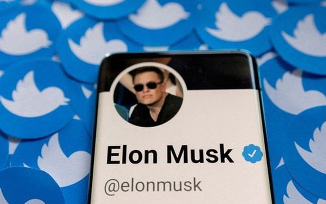 Ông hoàng chơi sốc Elon Musk: chốt thu phí tài khoản tick xanh Twitter 8 USD/tháng