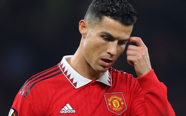 Cristiano Ronaldo bỏ túi gần 800 tỷ/năm tại Man Utd