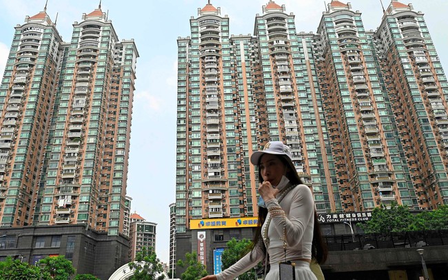 Cổ phiếu bất động sản tăng phi mã nhưng chuyên gia cảnh báo hiện thực “phũ phàng” ở Trung Quốc