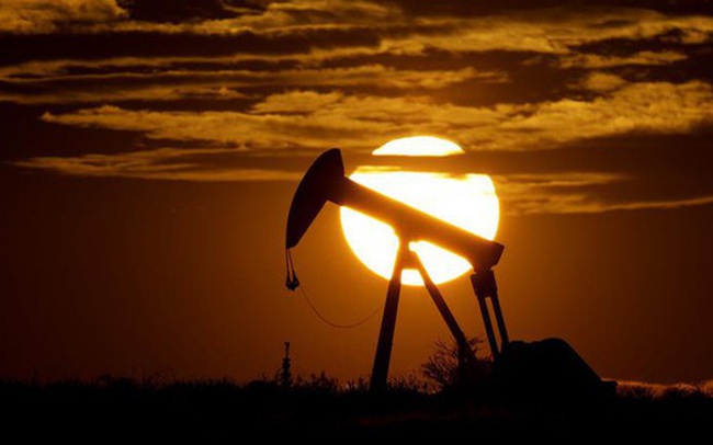 Tác động của việc áp giá trần đối với thị trường dầu toàn cầu
