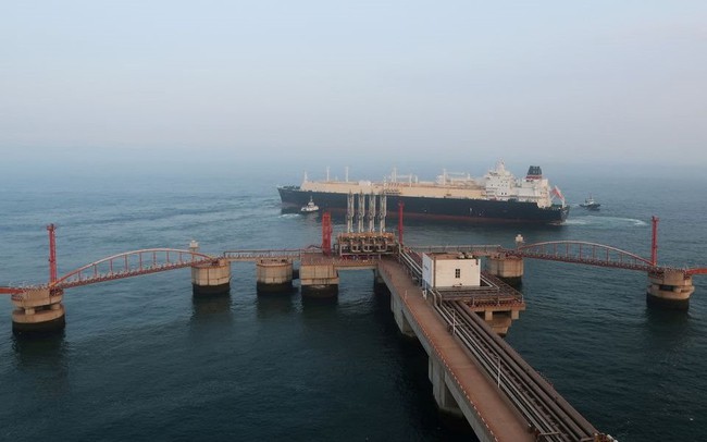 Hàn Quốc quá tải, Trung Quốc 'vớ bẫm' lượng lớn đơn hàng đóng tàu chở LNG