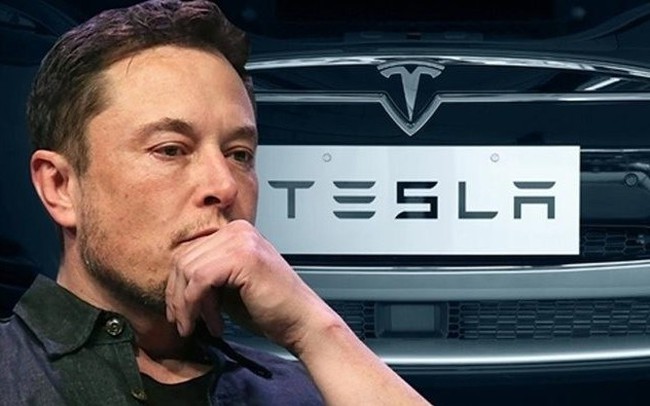 Đỉnh cao thao túng tâm lý của Elon Musk: Hô hào Tesla là hãng công nghệ, đưa vốn hoá lên nghìn tỷ USD để rồi khiến nhà đầu tư hoảng loạn khi nhận ra đây chỉ là 1 công ty... xe hơi