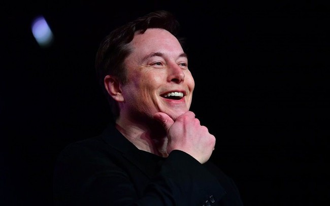 Đừng đùa với Elon Musk: Tesla dẫn đầu tỷ suất lợi nhuận gộp toàn ngành, mặc dư luận dẫn dắt vẫn sở hữu vị thế ‘khủng’, chuẩn bị vươn lên từ ‘tàn tro’
