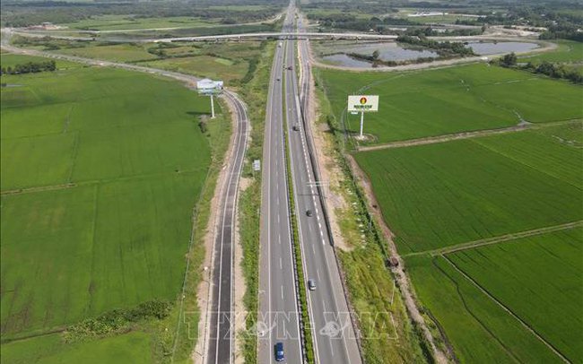 Bộ GTVT nêu quan điểm về mở rộng cao tốc TP Hồ Chí Minh - Long Thành - Dầu Giây