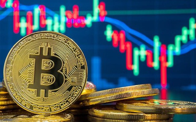 Bitcoin tăng vọt lên 18.000 USD sau khi lạm phát Mỹ hạ nhiệt