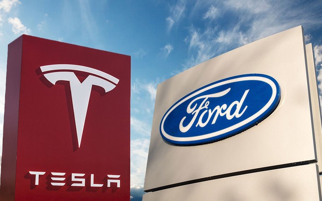 Thị trường xe điện khốc liệt hơn bao giờ hết: Tesla, Ford đang tham gia vào đường đua giảm giá, sẵn sàng hy sinh lợi nhuận để dìm đối thủ