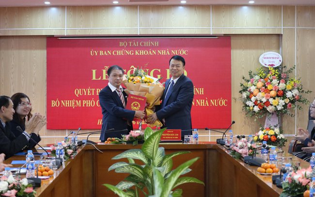 Chủ tịch Ngân hàng Phát triển Việt Nam được bổ nhiệm làm Phó Chủ tịch UBCKNN