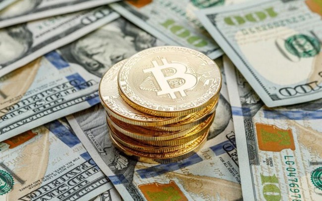 USD cao nhất 1 tháng, Bitcoin biến động mạnh